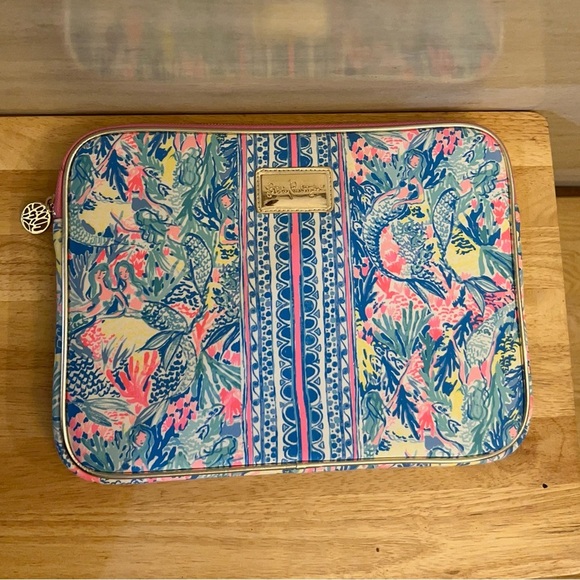 Lilly Pulitzer Vibrant Blue and Pink Mermaid Cove Lap Top Tablet Case - Picture 2 of 10